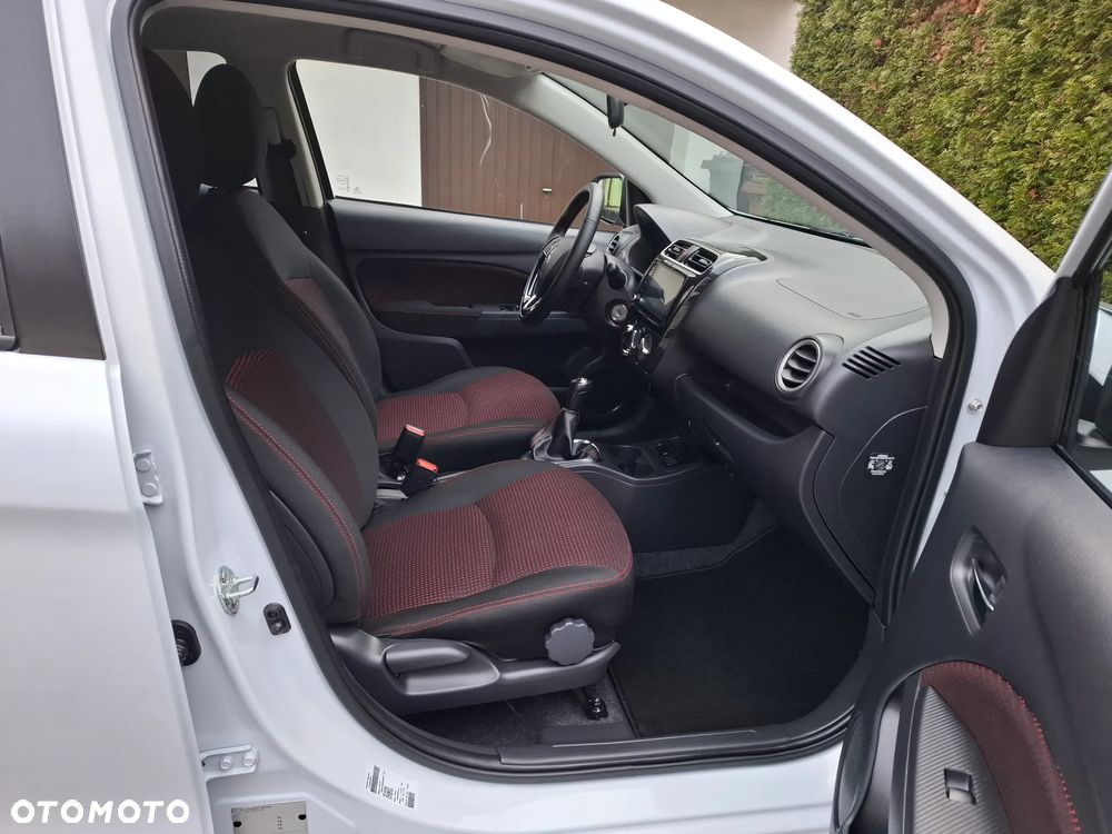 Mitsubishi Space Star - 14