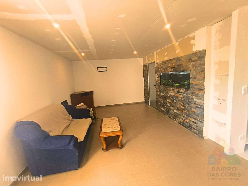 Moradia T4 Isolada com piscina e terreno em Tomar - Grande imagem: 5/22