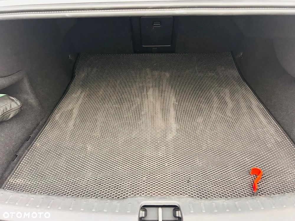 Volvo S90 D4 AWD R-Design - 20