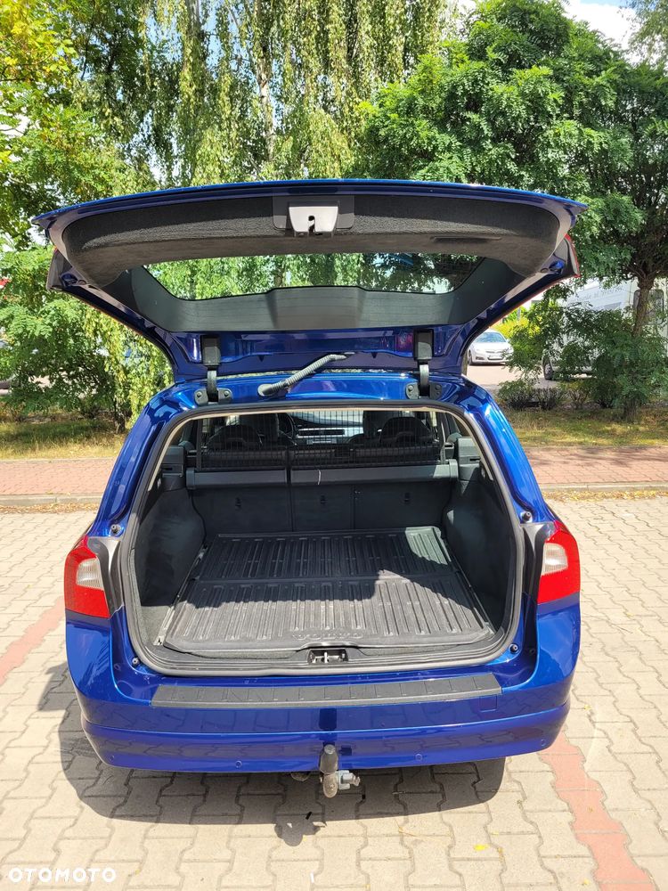Volvo V70 2.0D Ocean Race - 5