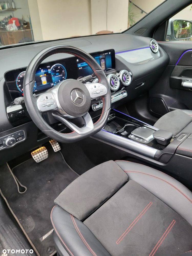 Mercedes-Benz GLA 220 d 4Matic 8G-DCT AMG Line - 26