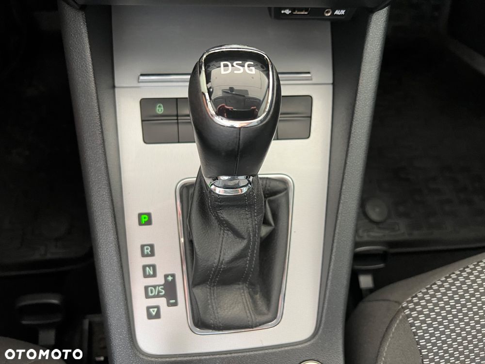 Skoda Octavia 2.0 TDI Ambition DSG - 30