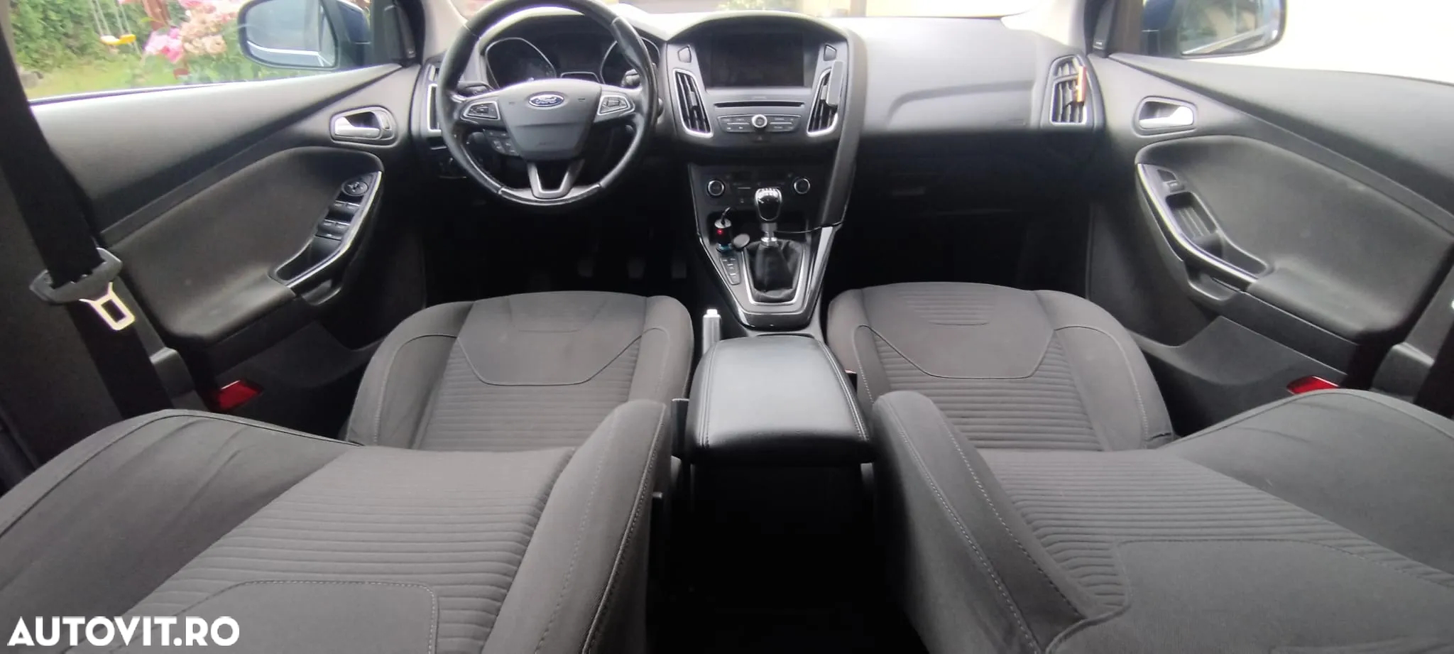 Ford Focus 1.0 EcoBoost Start Stop Titanium - 10