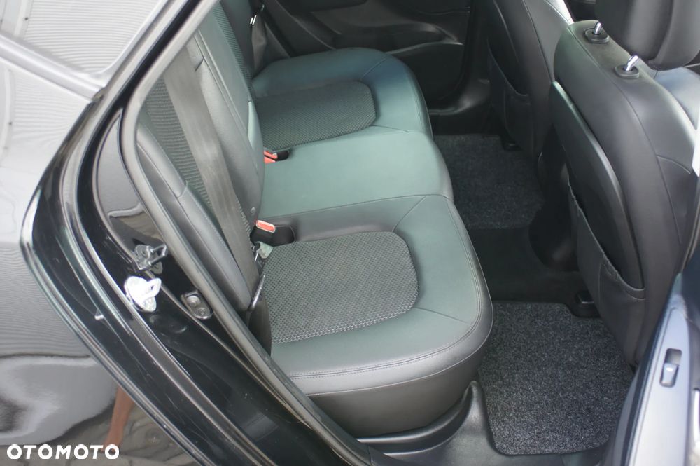 Hyundai ix35 2.0 2WD Automatik Style - 22