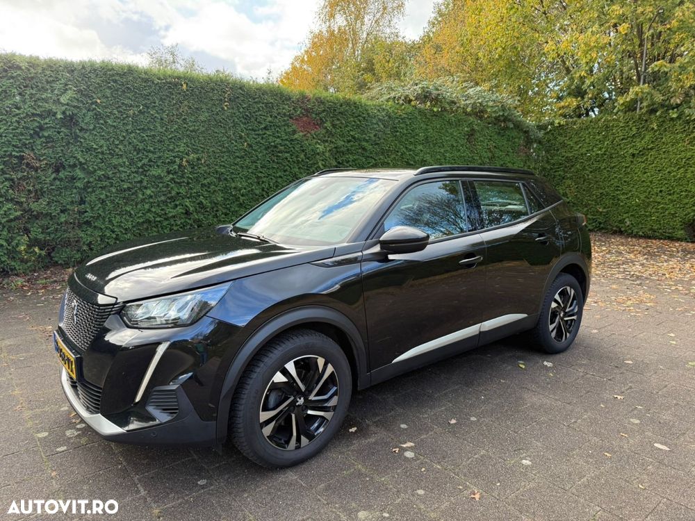 Peugeot 2008 PureTech 130 EAT8 Allure - 1