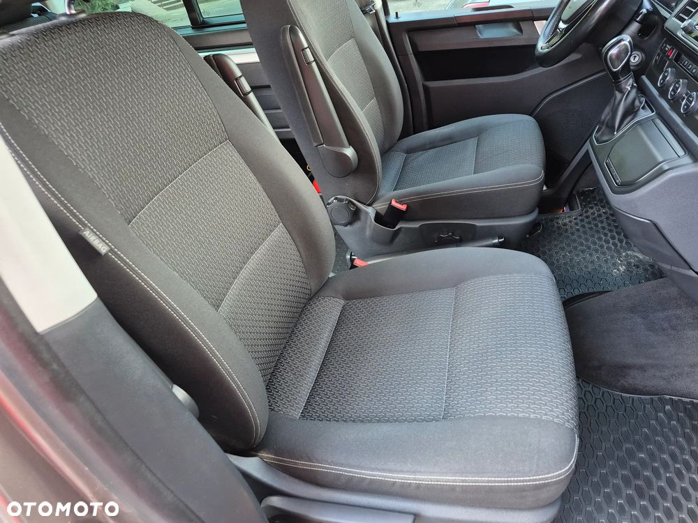 Volkswagen Multivan - 15