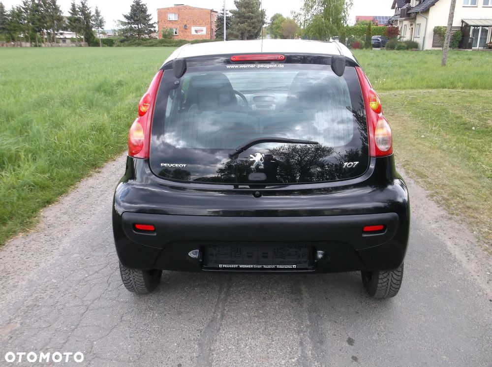 Peugeot 107 - 30