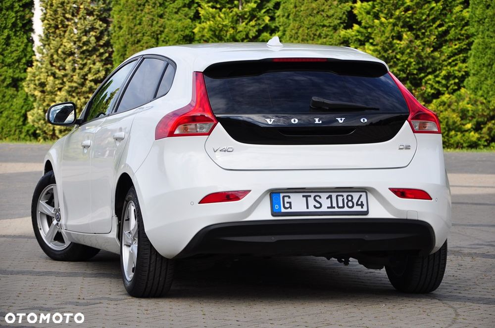 Volvo V40 D2 Momentum - 21