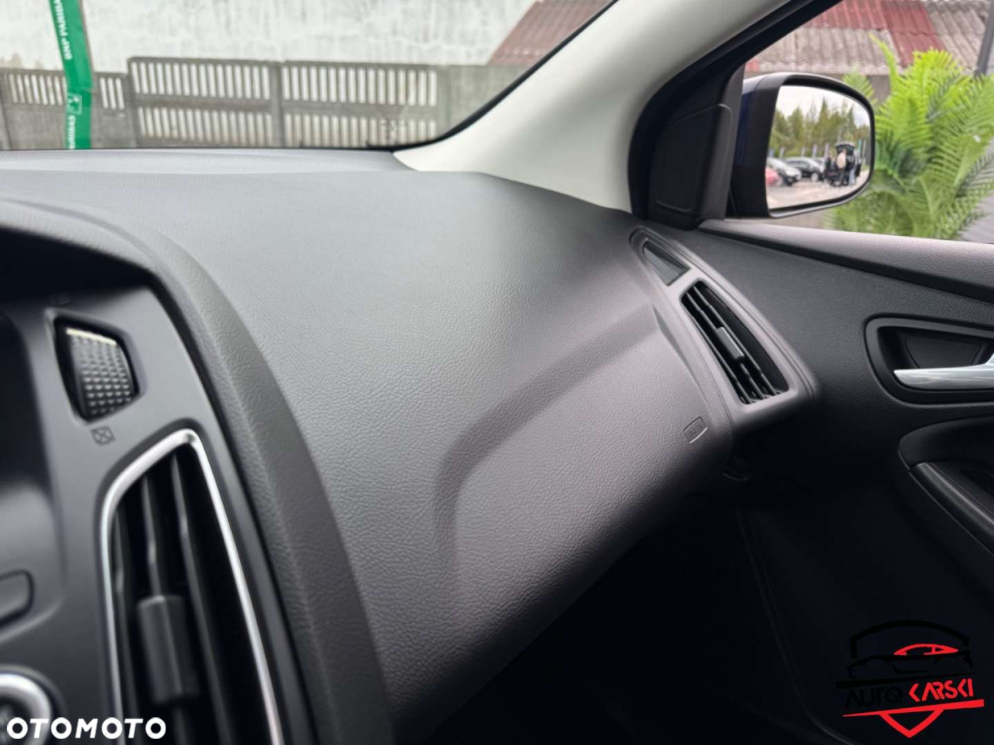 Ford Focus - 28