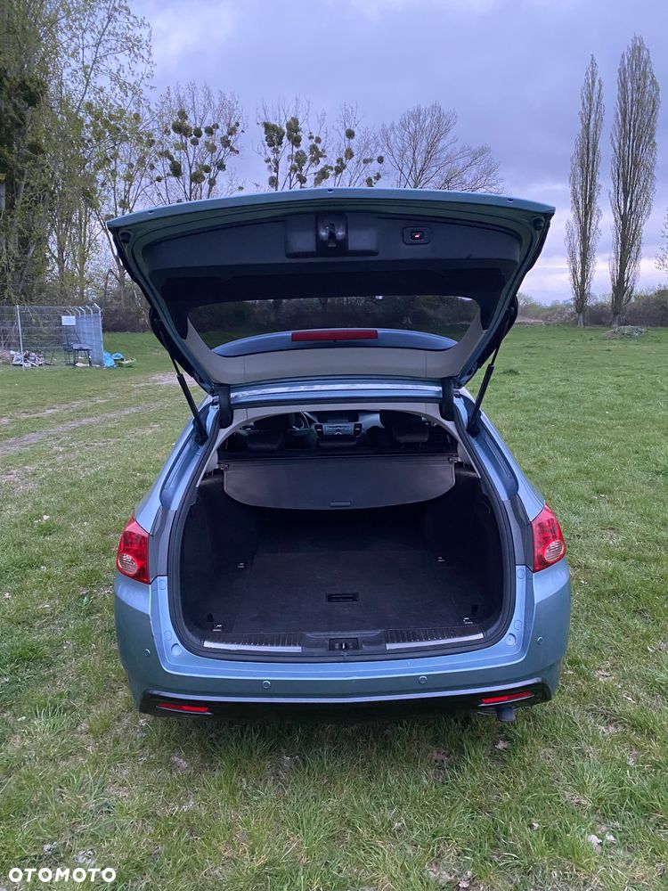 Honda Accord 2.2d Executive - 8