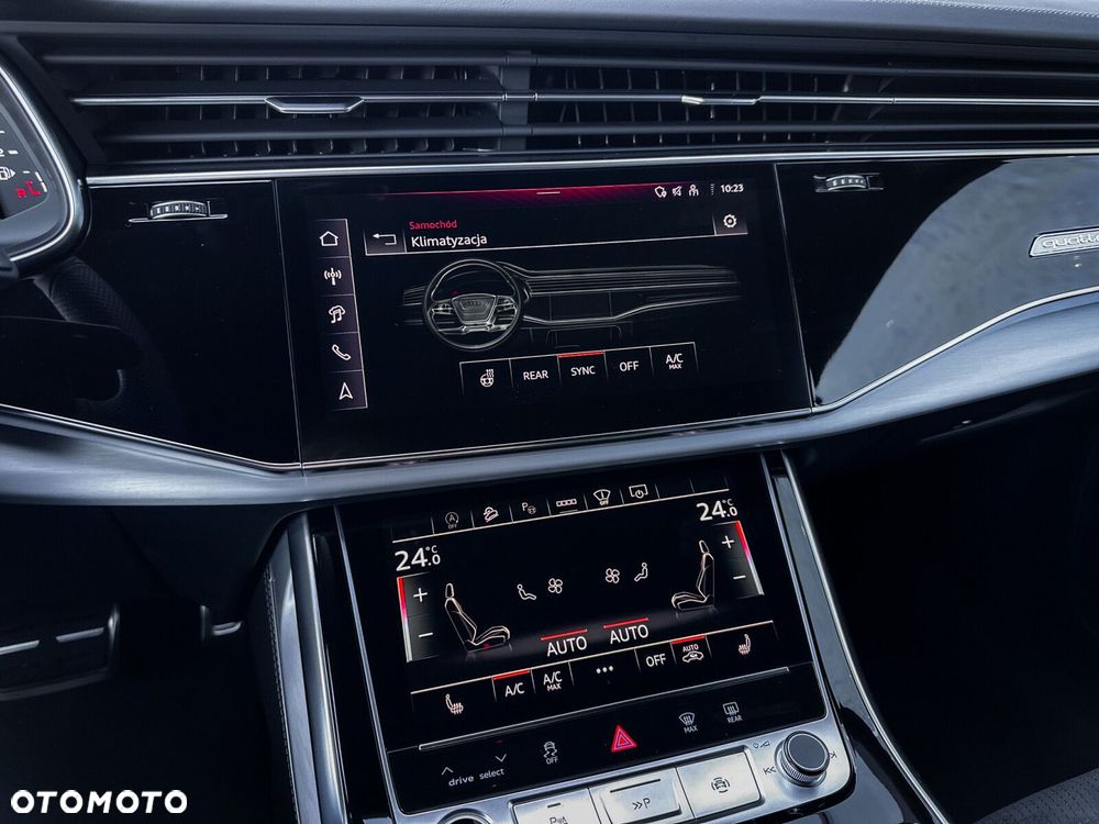 Audi Q8 - 32