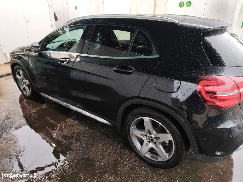 Mercedes-Benz GLA 220 d 7G-DCT AMG Line - 22