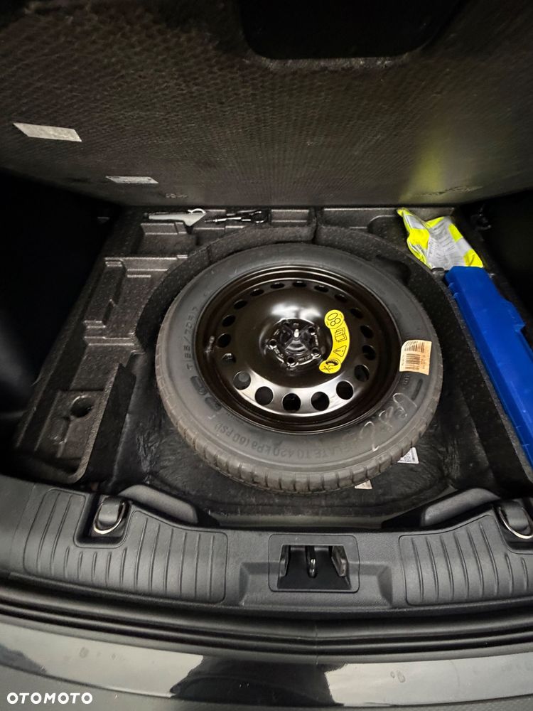 Ford Kuga - 26