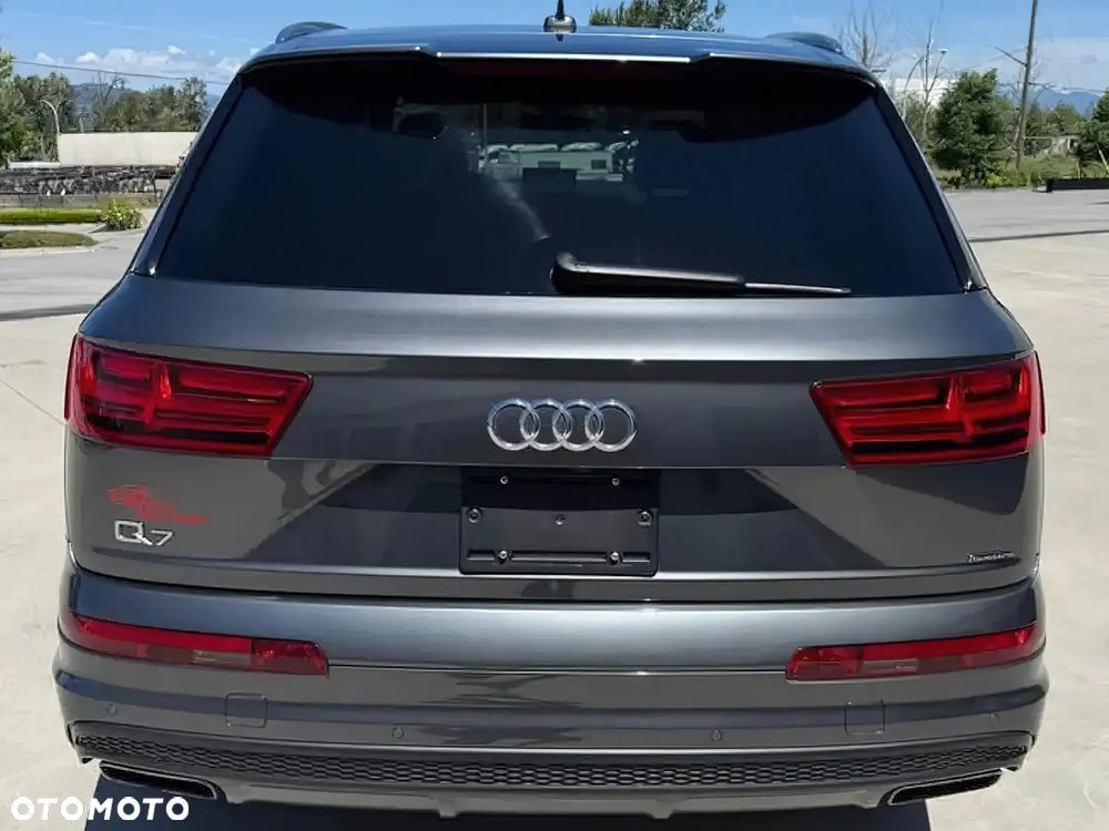 Audi Q7 3.0 TFSI Quattro Tiptronic - 6