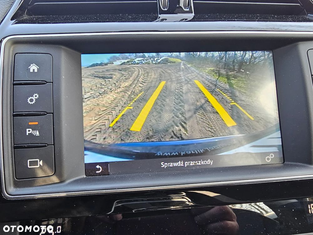 Jaguar F-Pace 2.0 i4D AWD Prestige - 23