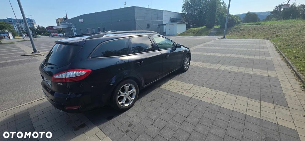 Ford Mondeo 2.0 TDCi Ambiente - 3