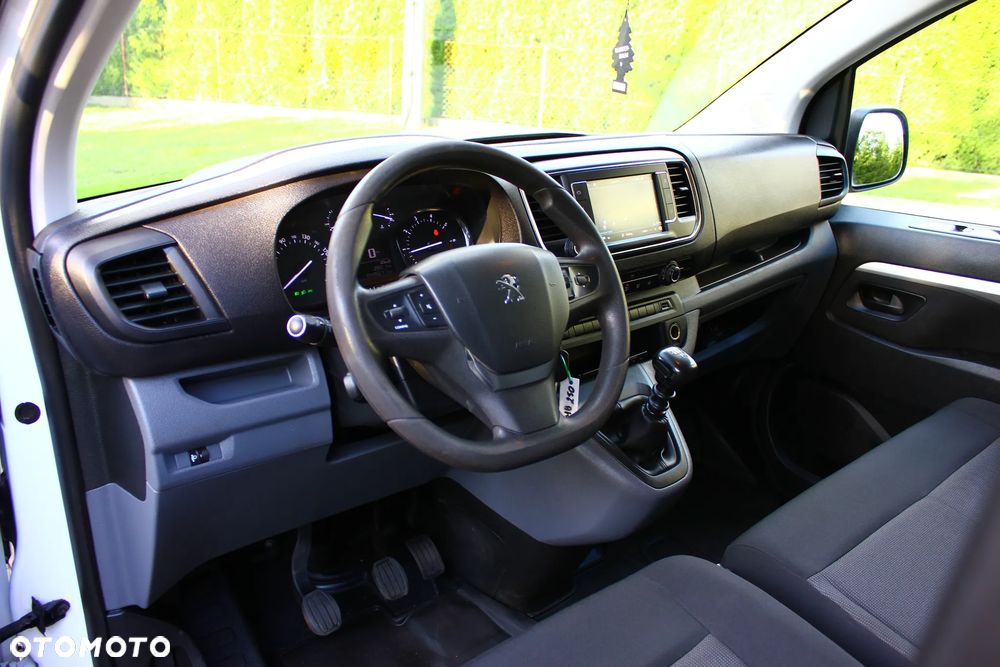 Peugeot EXPERT 2.0 122KM L3H1 BRYGADÓWKA 6 OSÓB LONG NAVIGACJA MAŁY PRZEBIEG 42 TYŚ KM  FV23% - 25