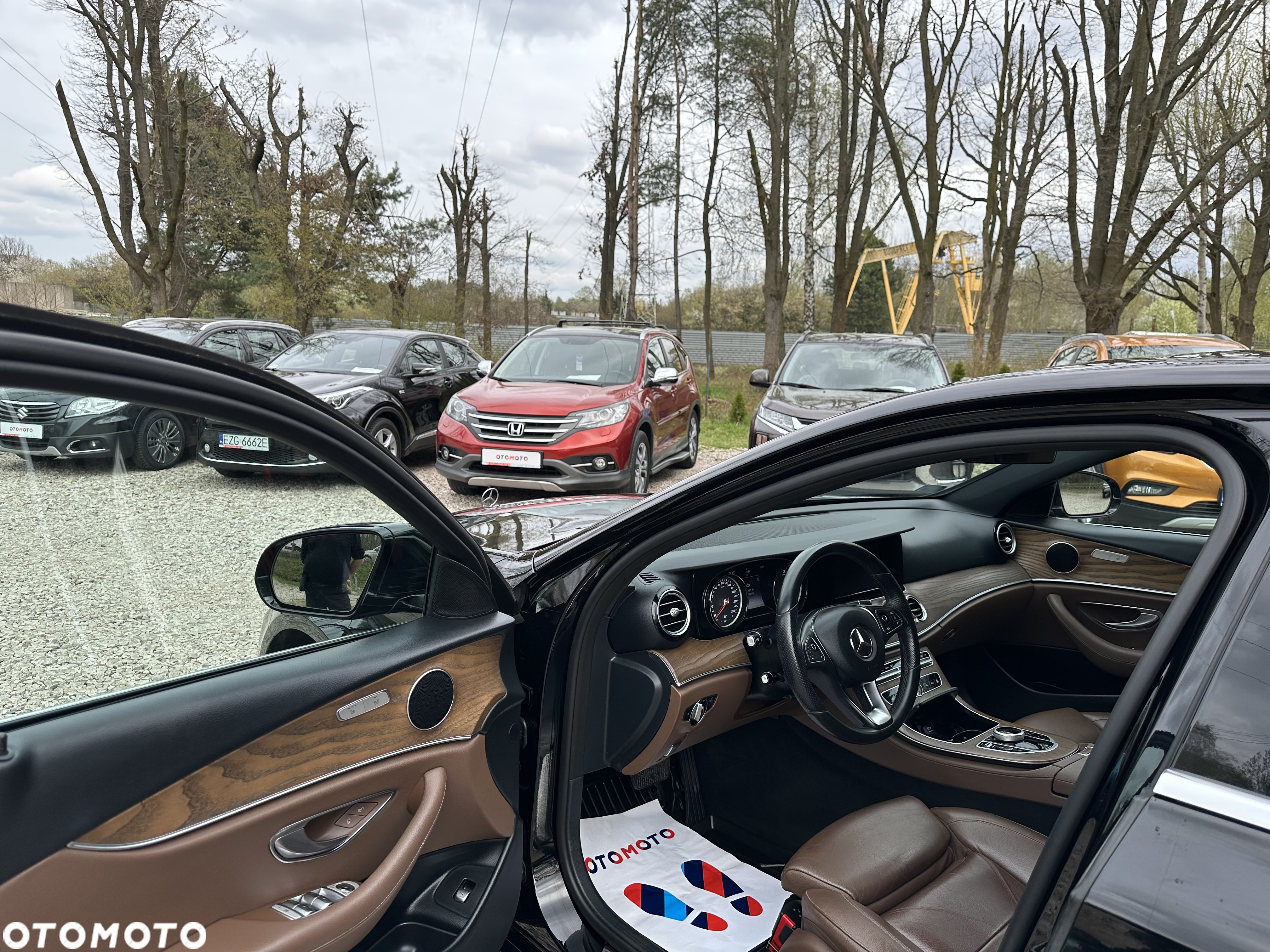 Mercedes-Benz Klasa E 220 d Business Edition 9G-TRONIC - 17