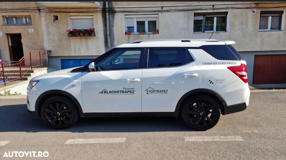 SsangYong Tivoli Grand - 1