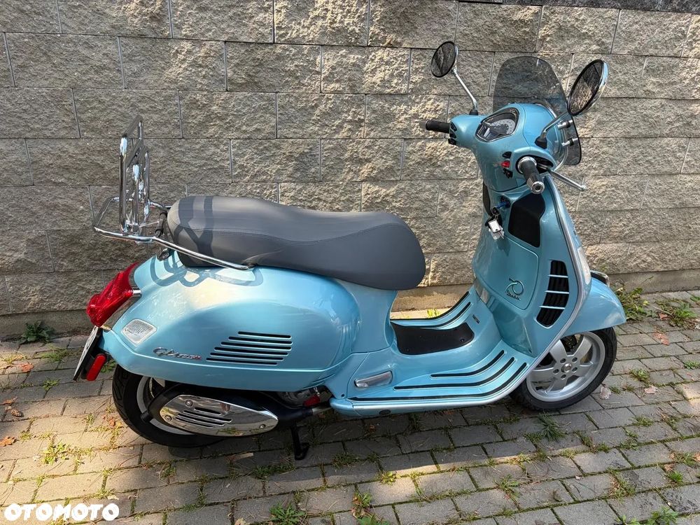 Vespa GTS - 23