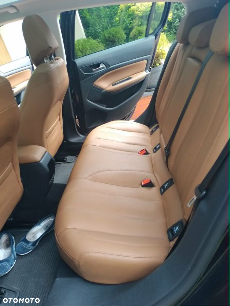 Peugeot 308 1.6 BlueHDi Allure S&S - 5