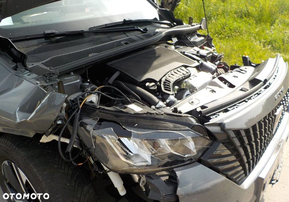 Peugeot 2008 - 5