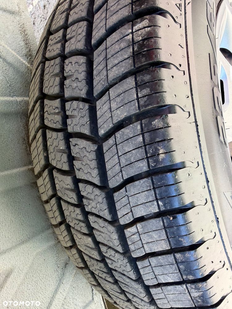Ford TRANSIT 7os. - 27