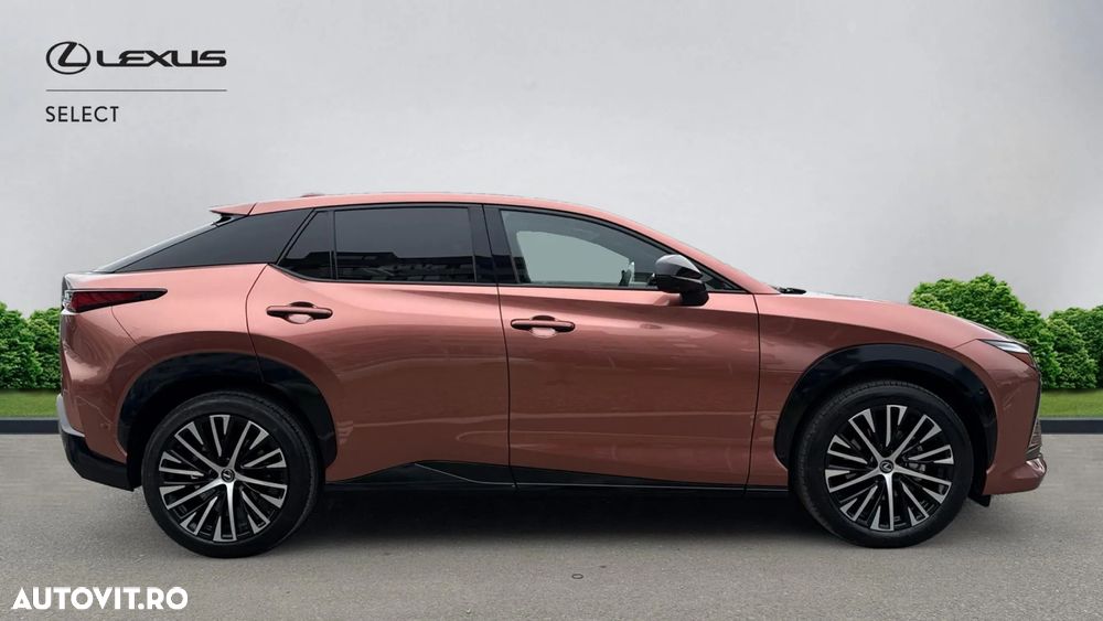 Lexus RZ 450e AWD Luxury - 18