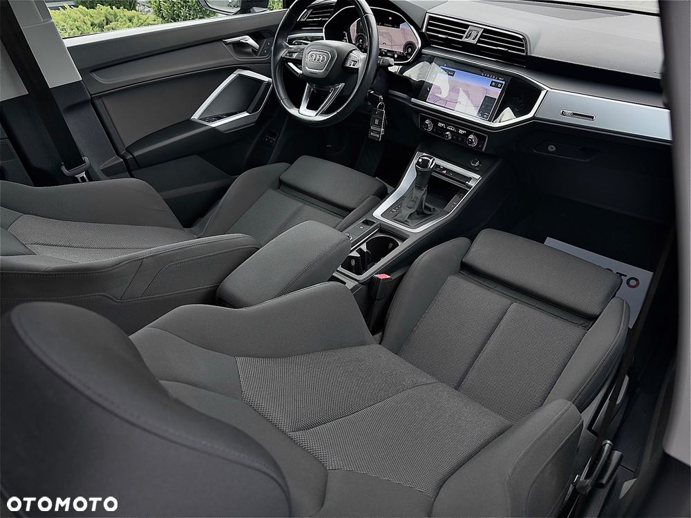 Audi Q3 45 TFSIe S tronic - 17