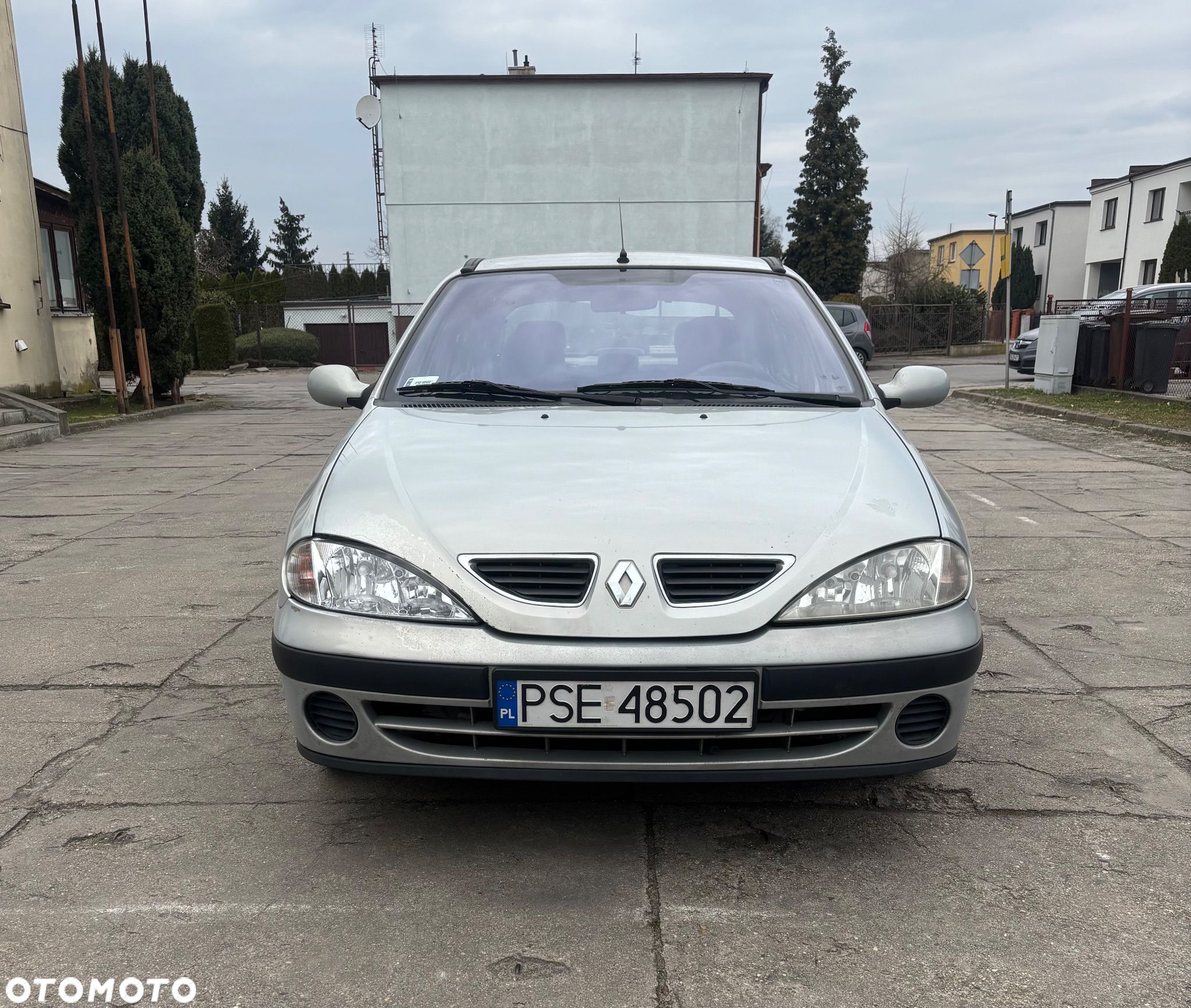Renault Megane 1.4 RN 16V - 1