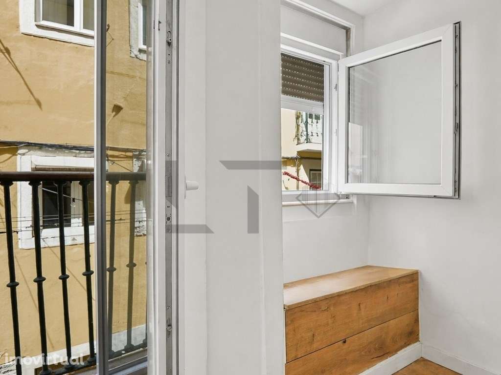 Estúdio T0 com Cozinha Equipada e Possibilidade de Mobilado no Cora... - Grande imagem: 4/19