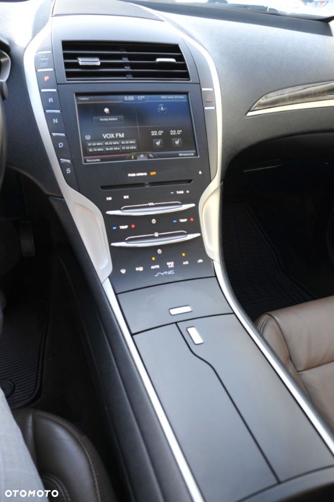 Lincoln MKZ - 15