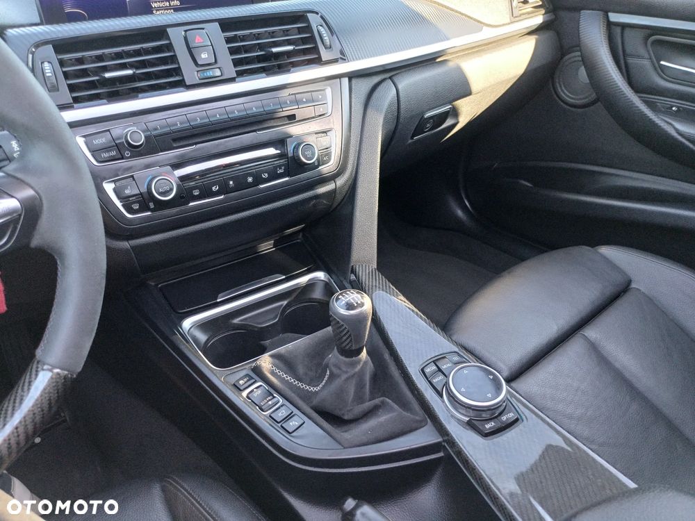 BMW Seria 3 335i M Sport - 21