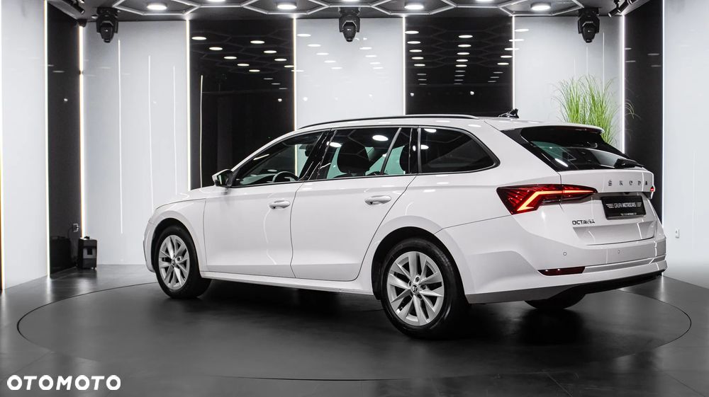 Skoda Octavia - 5