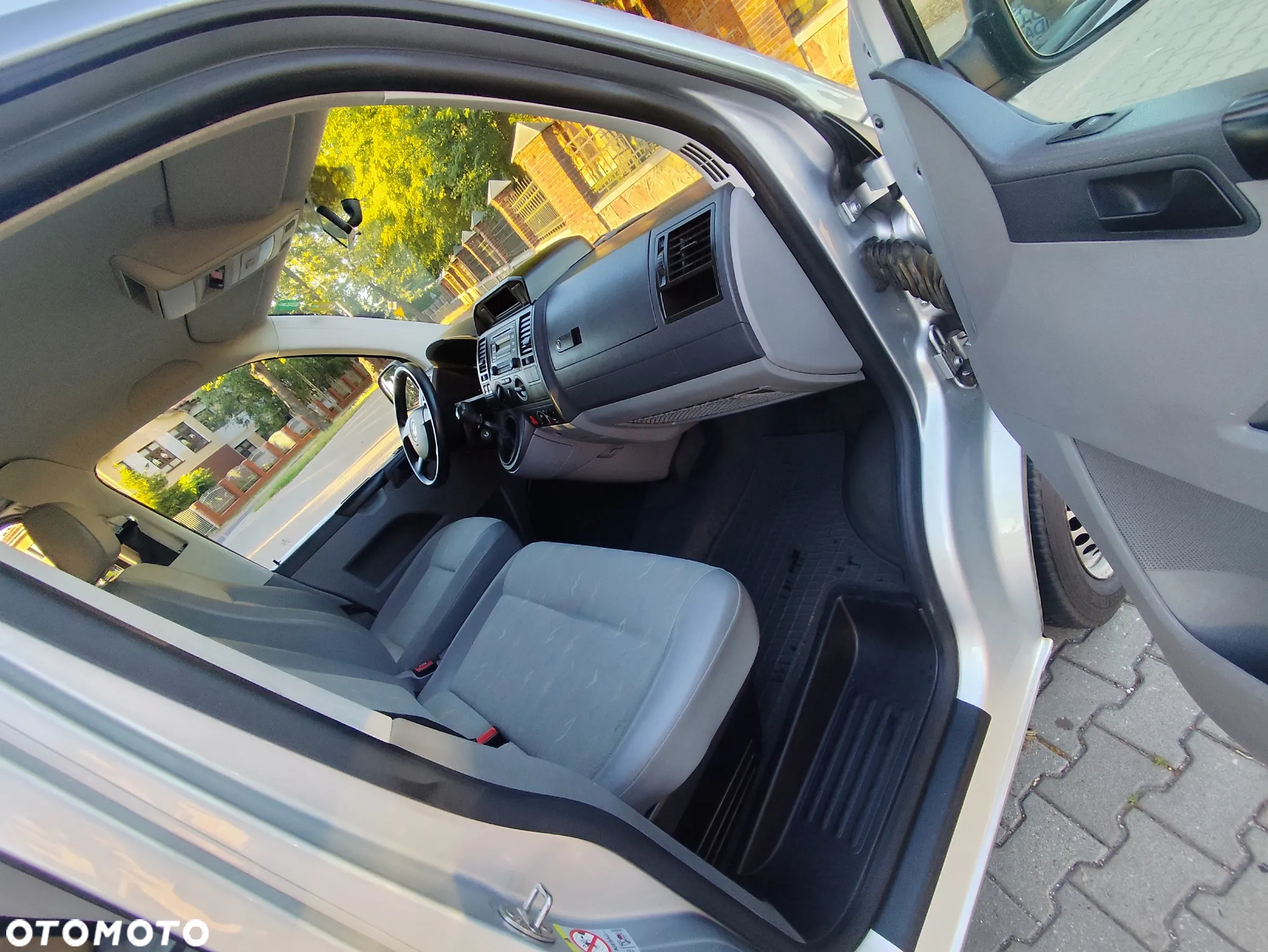 Volkswagen Transporter T5 TDI L2 Max - 18