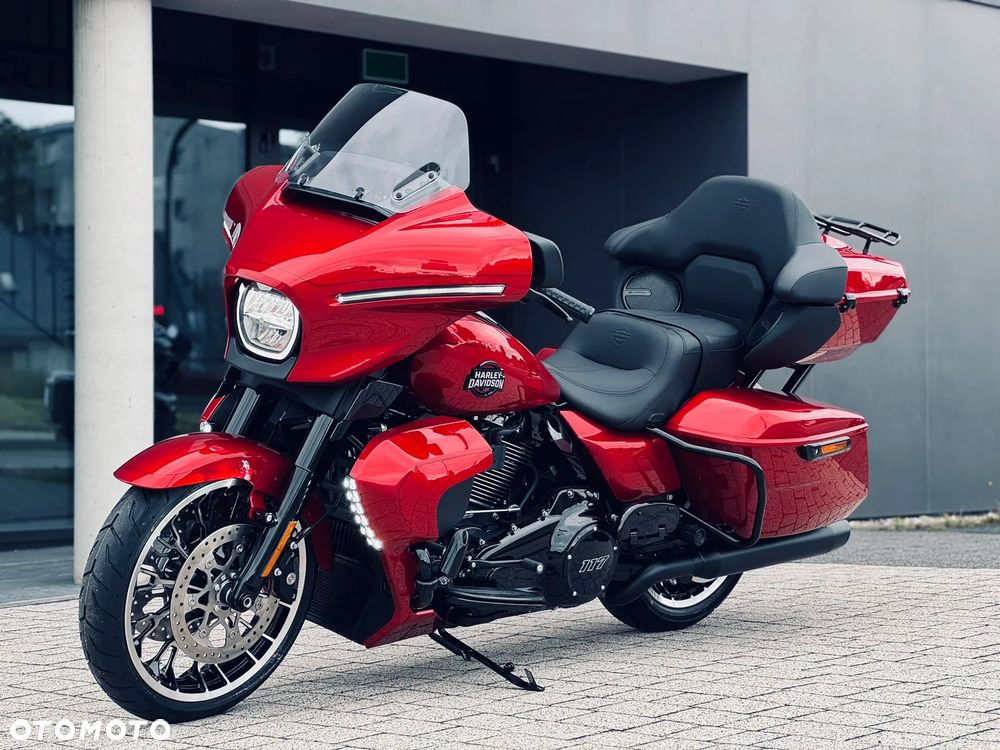 Harley-Davidson Touring Street Glide - 18