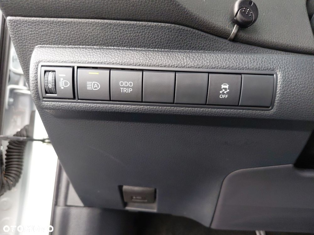 Toyota Corolla 1.8 Hybrid Comfort - 21