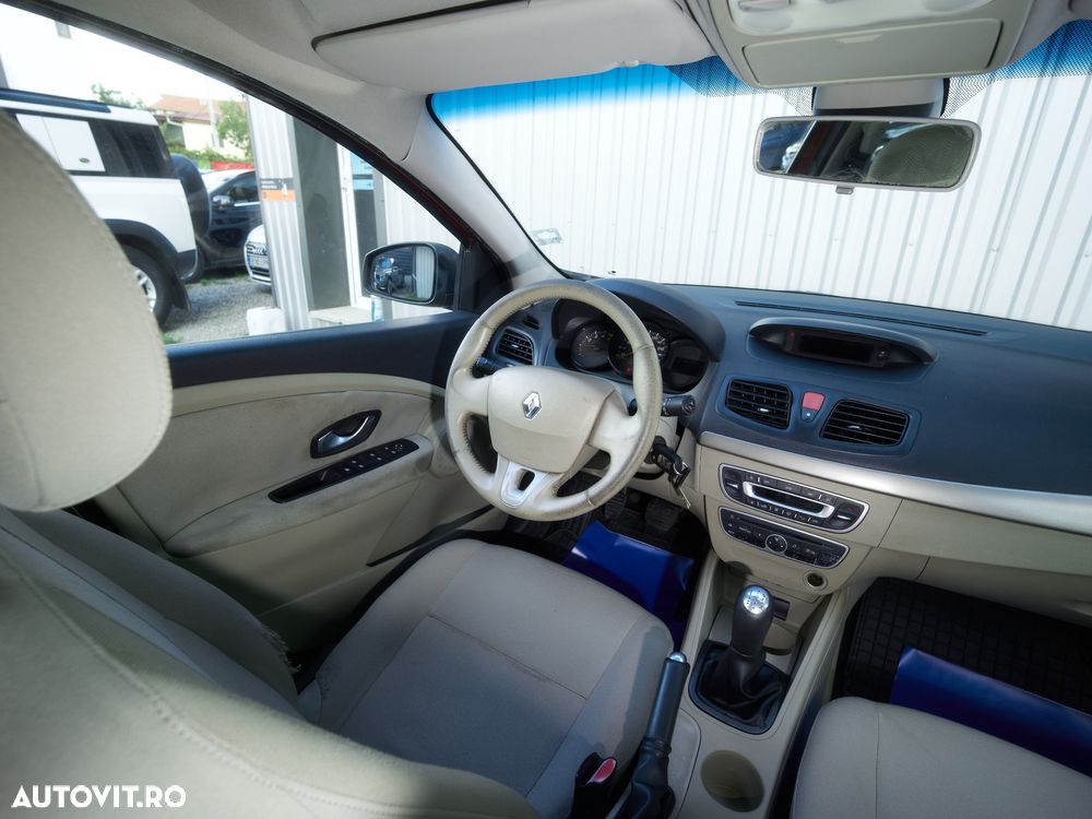 Renault Fluence 1.5dCi Dynamique - 8