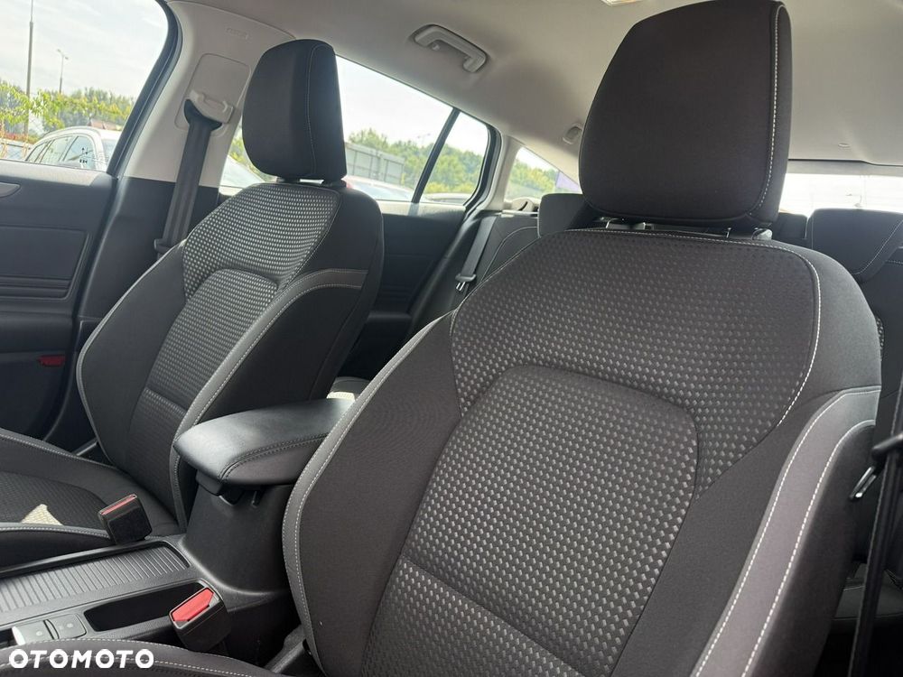 Ford Focus 1.0 EcoBoost Connected - 11