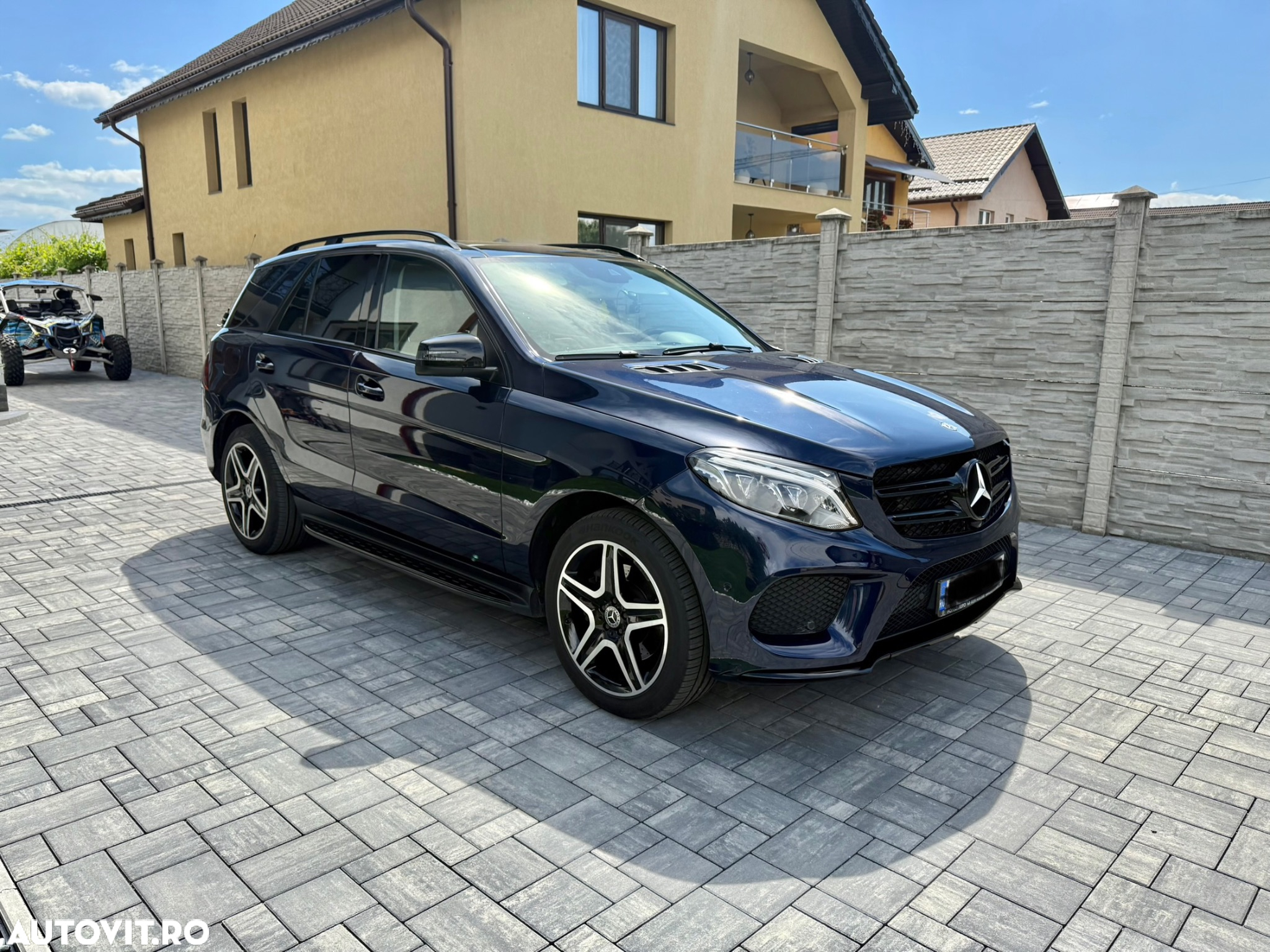 Mercedes-Benz GLE 350 d 4MATIC - 3