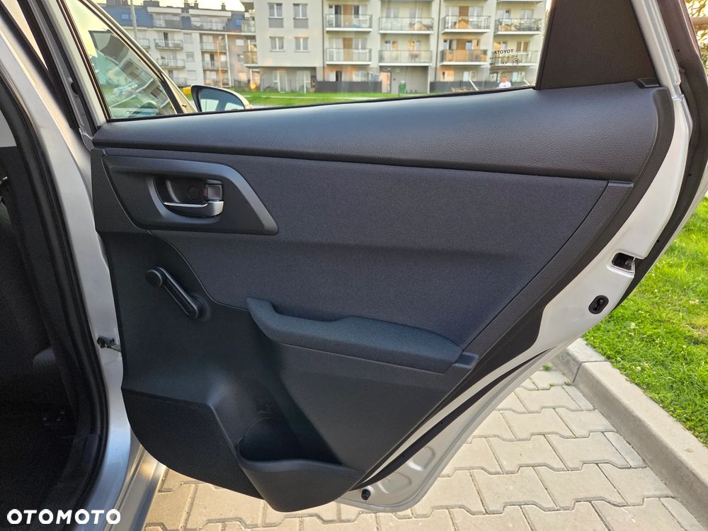 Toyota Auris - 25