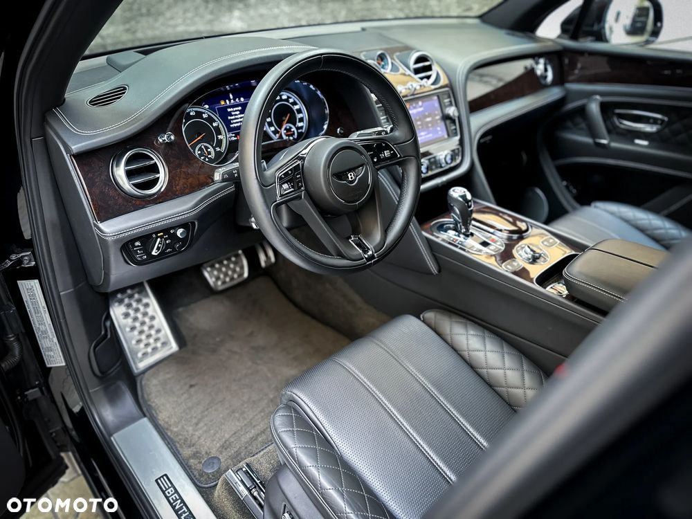 Bentley Bentayga W12 - 11