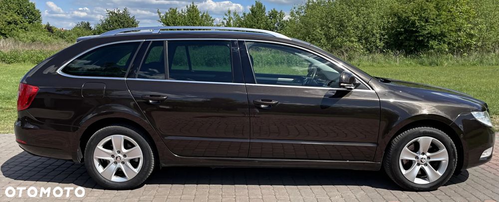 Skoda Superb 2.0 TDI Elegance - 10