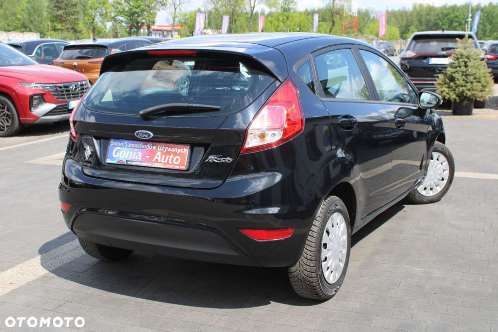 Ford Fiesta - 6
