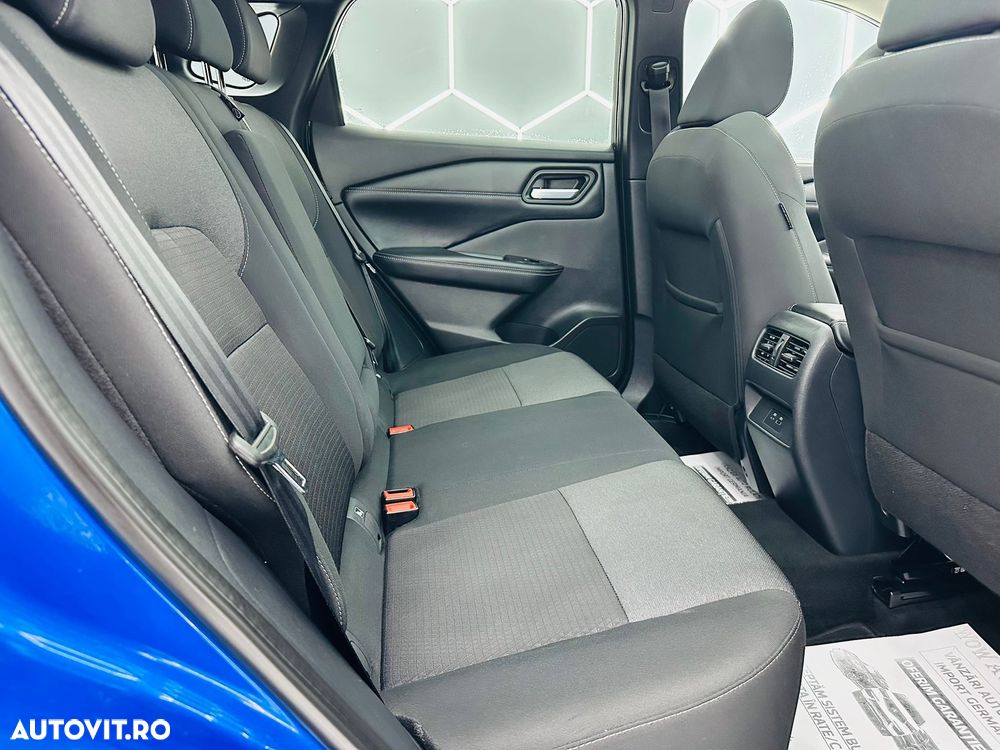 Nissan Qashqai 1.3 DIG-T MHEV Premiere Edition - 8