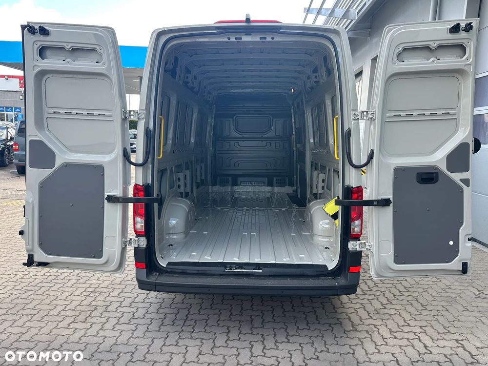 Volkswagen Crafter - 9