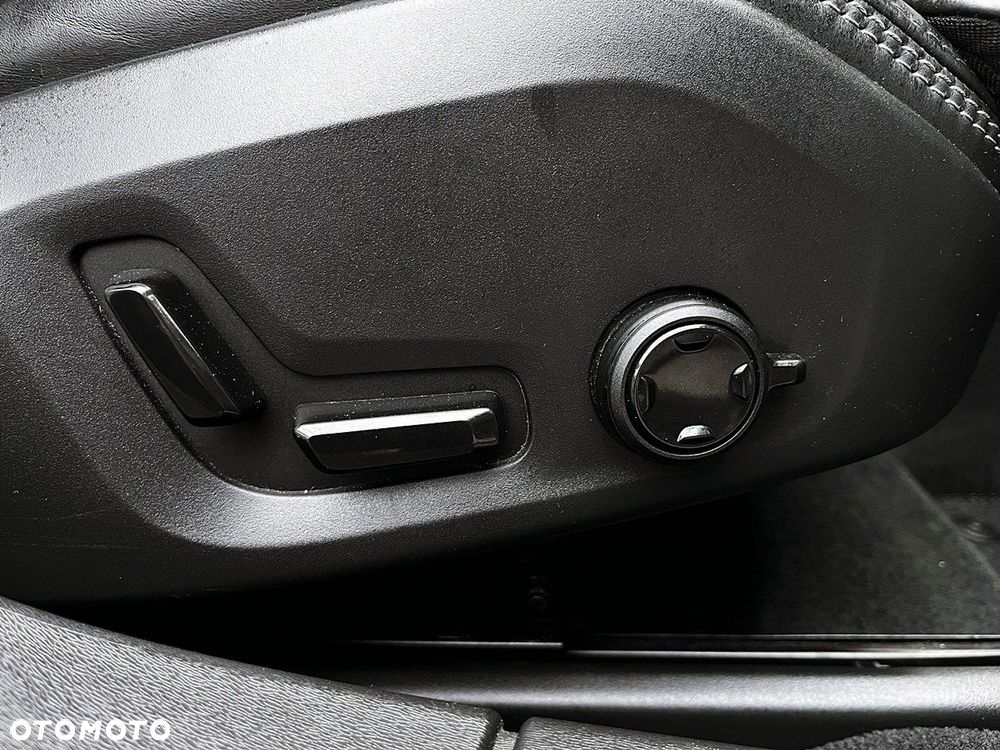 Volvo V90 Cross Country - 15