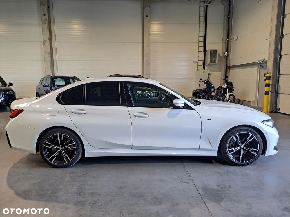 BMW Seria 3 320i M Sport - 5