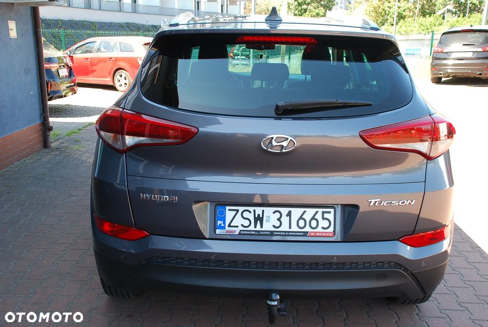 Hyundai Tucson blue 1.7 CRDi 2WD Style - 17