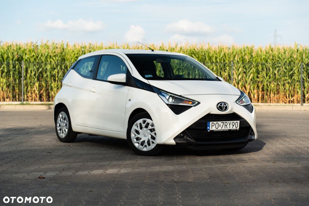 Toyota Aygo x-play - 15
